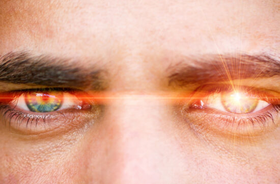 coaching-seduction-comment-regarder-une-femme-controler-son-regard